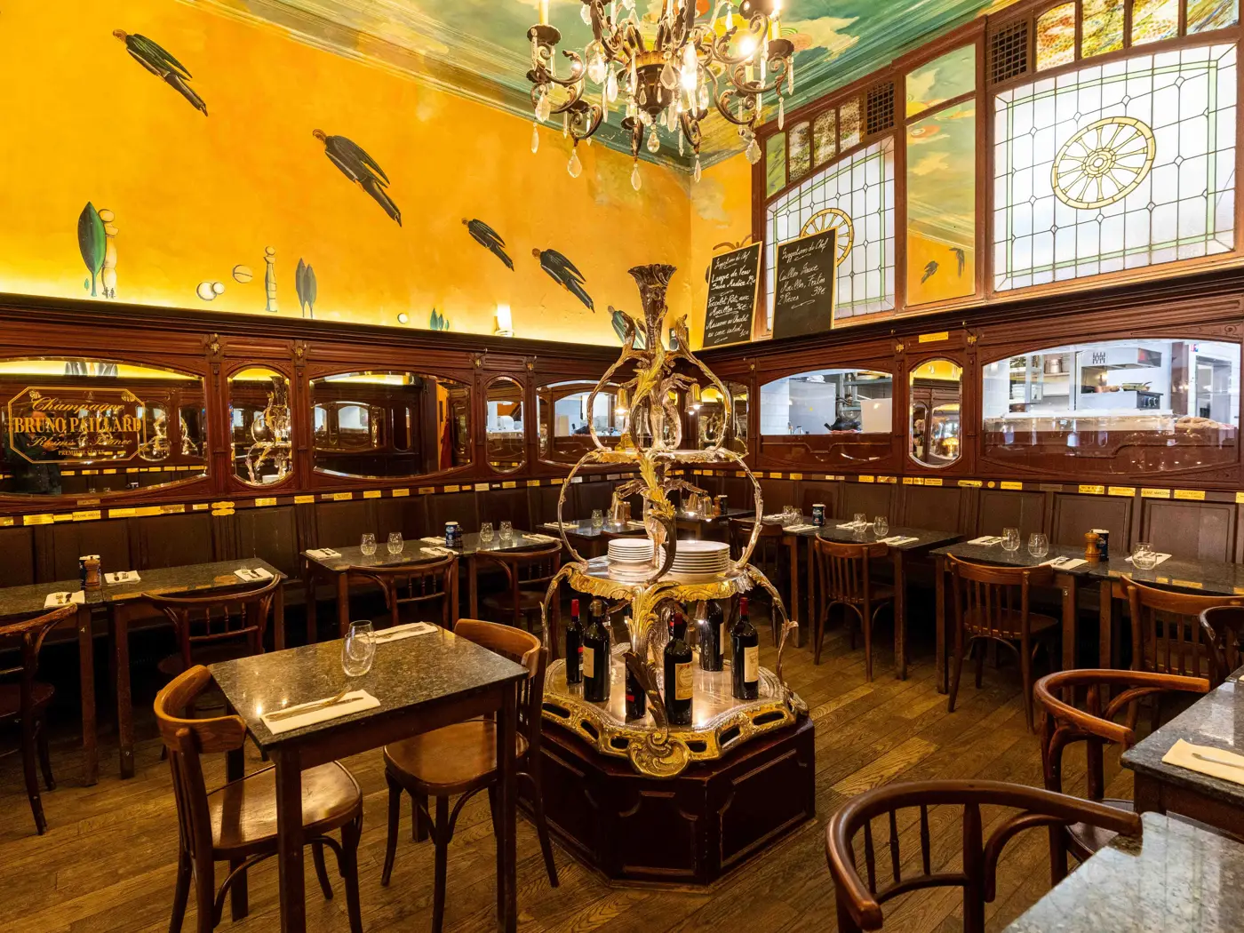 La Roue d'Or — Brasserie bruxelloise près de la Grand-Place — photo