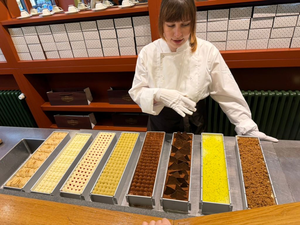 Sinamisu — photo